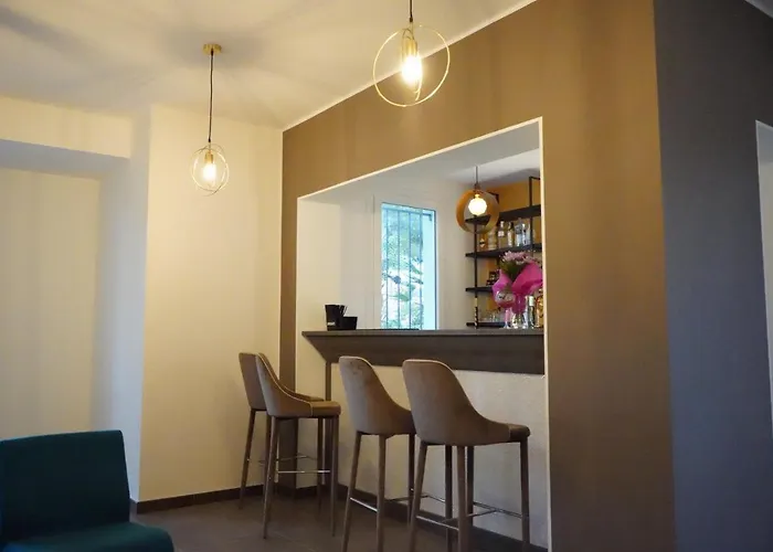 Dubaibeachotel Llido Degli Estensi