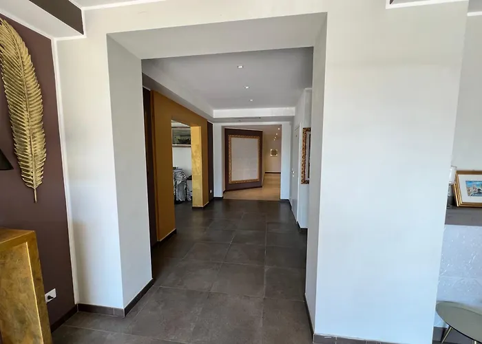 Hotel Dubaibeachotel Llido Degli Estensi