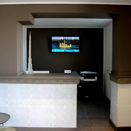 Dubaibeachotel Llido Degli Estensi