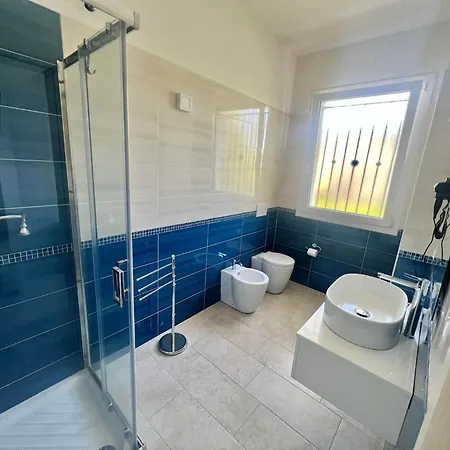 Dubaibeachotel Hotell Llido Degli Estensi