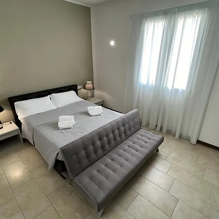 Hotell Dubaibeachotel Llido Degli Estensi